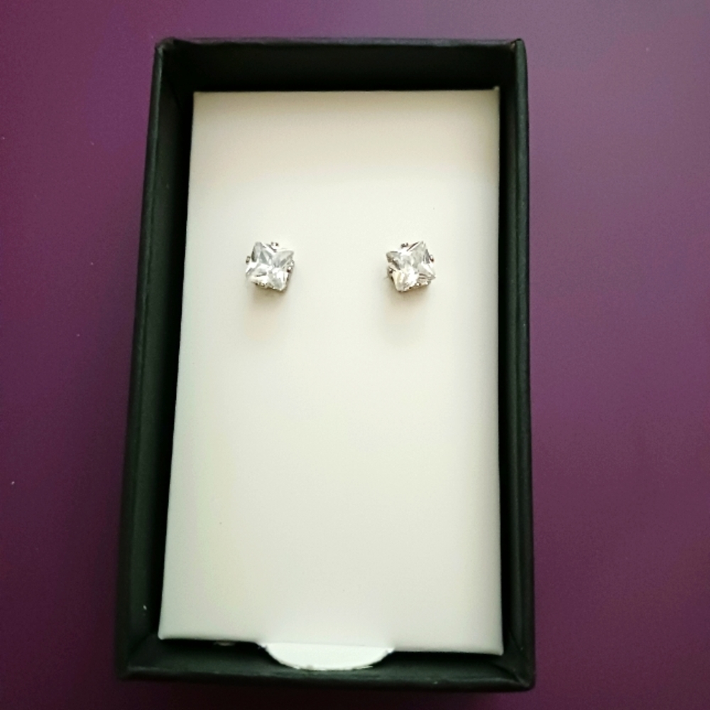 "Diamond" earrings
